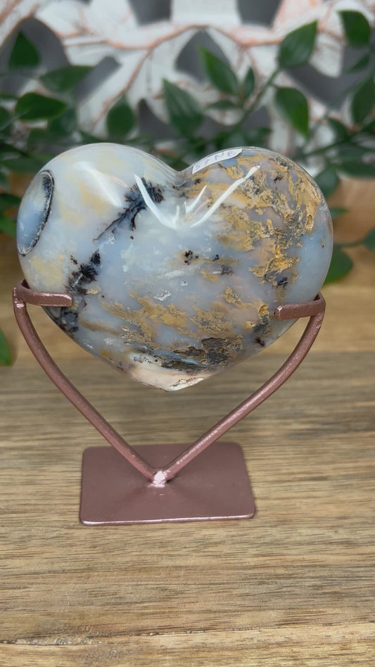 Dendritic Tiger Agate Heart