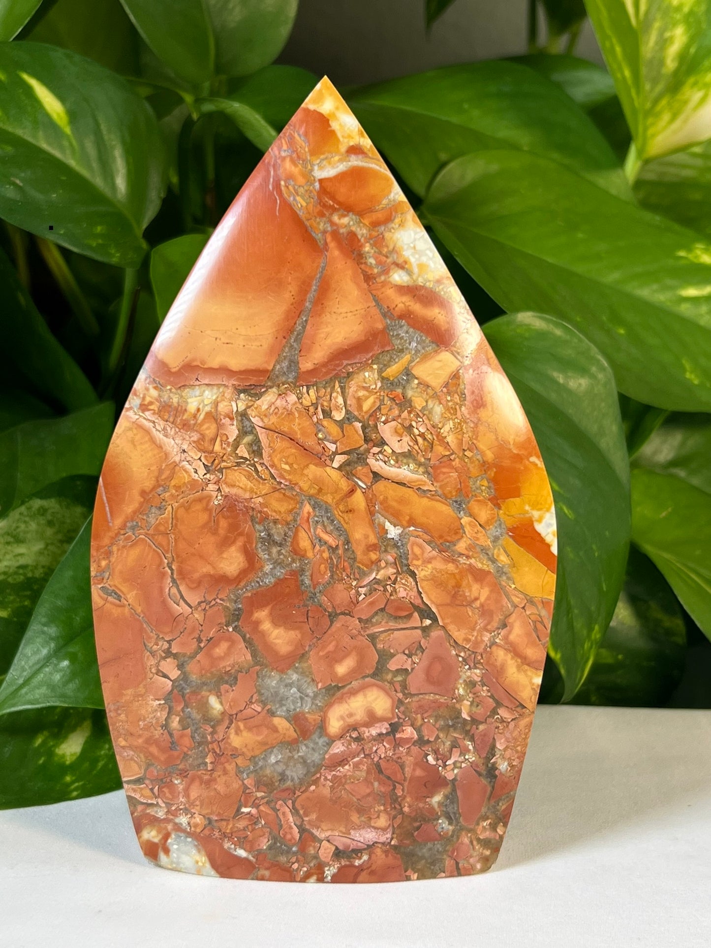Maligano Jasper Large Flame Wayang