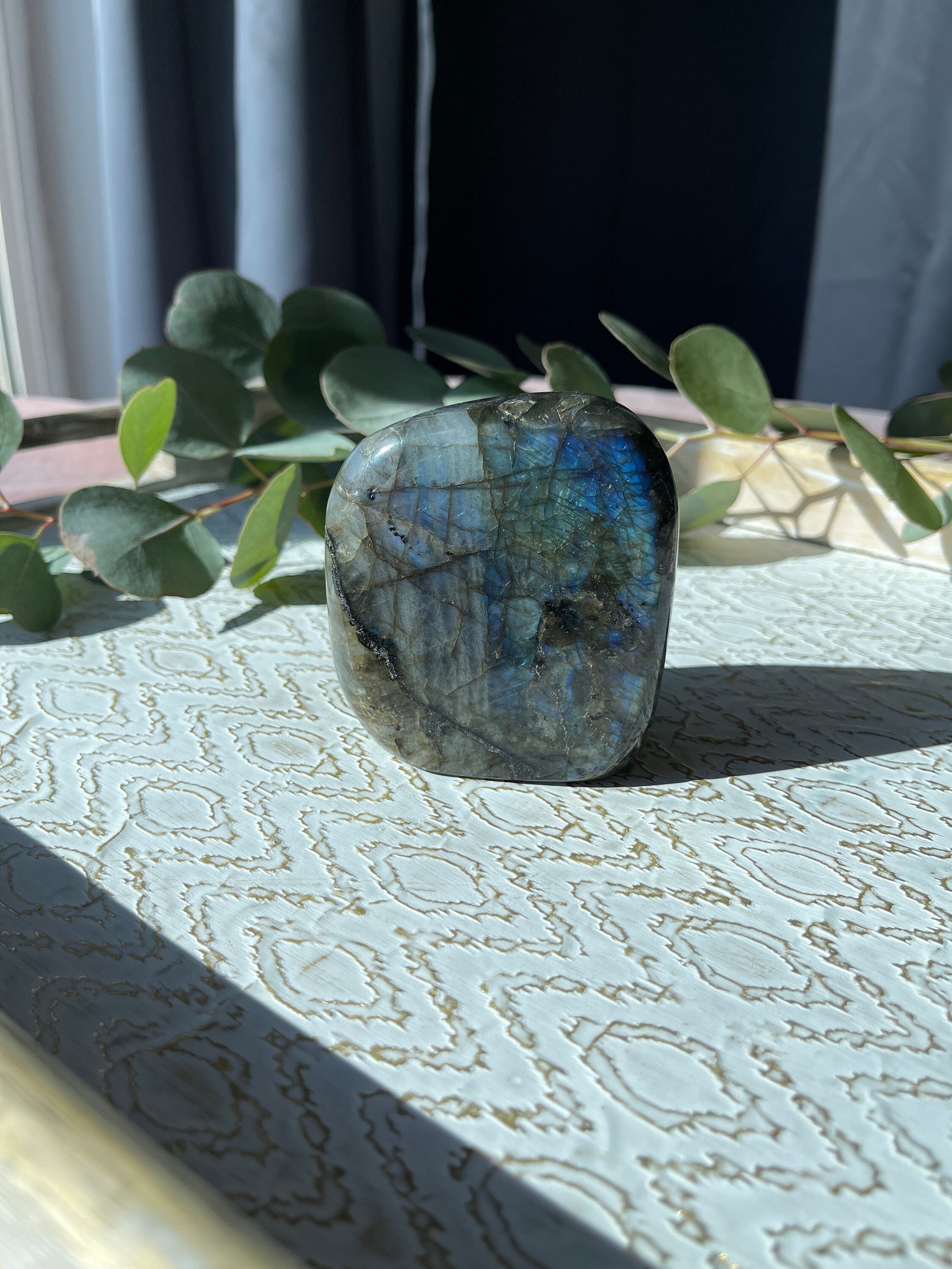 FLASHY Flashy Free Form Labradorite Weighs over 1lb